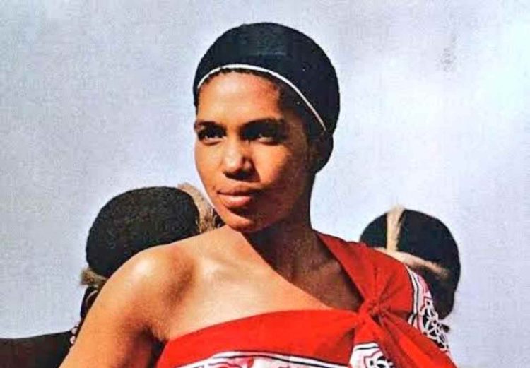 queen Shiyiwe Mantfombi Dlamini-Zulu