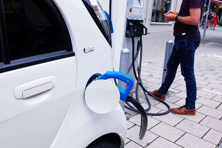 uk petrol cars 2030