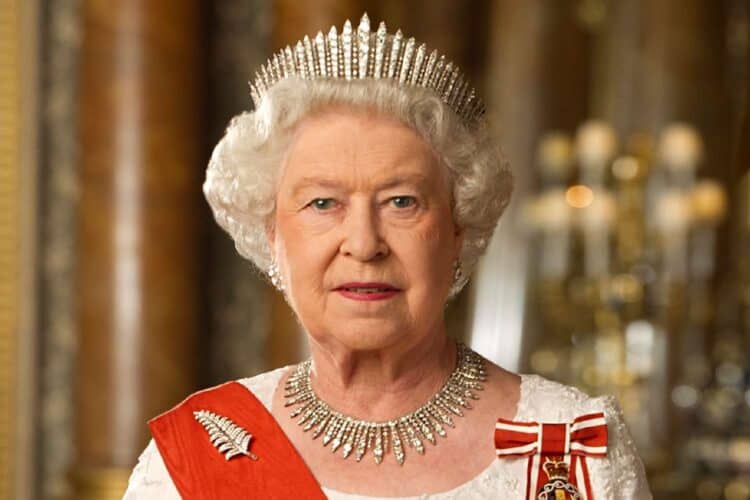 queen Elizabeth ii cause of death dies biography