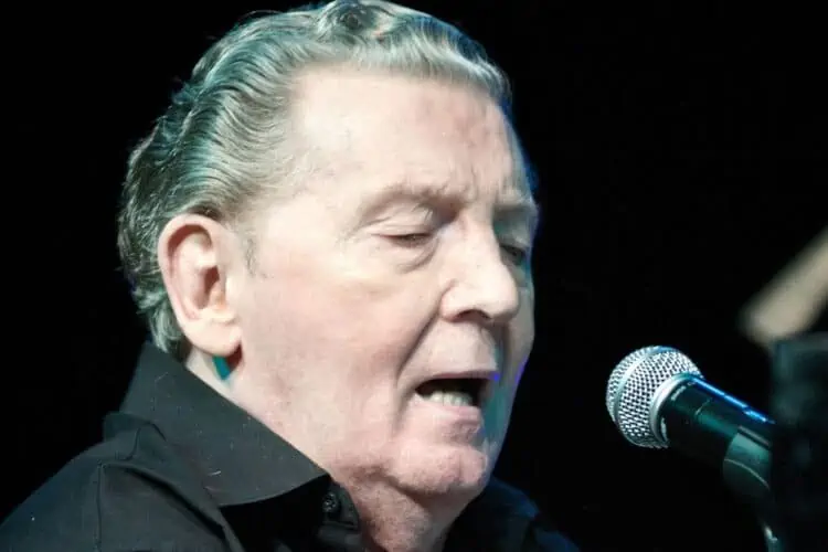 Jerry Lee Lewis alive and kicking despite false reports of his death