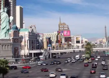 Stabbing rampage along Las Vegas Strip leaves two dead