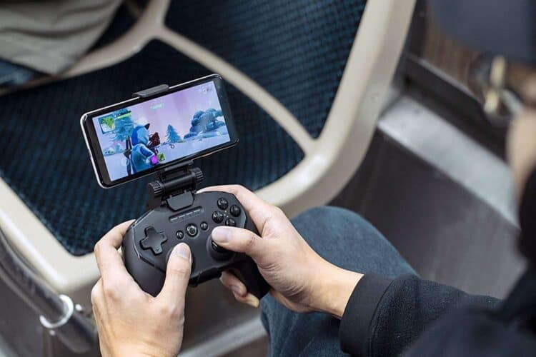 mobile gaming accessories