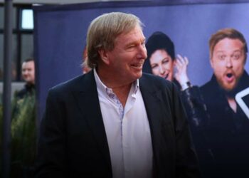 Derek watts carte blanche tribute dstv m-net how to watch live in south africa