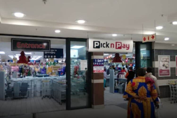 darras centre pick n pay robbery caught on camera