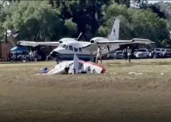 springs airfield light aircraft plane crash