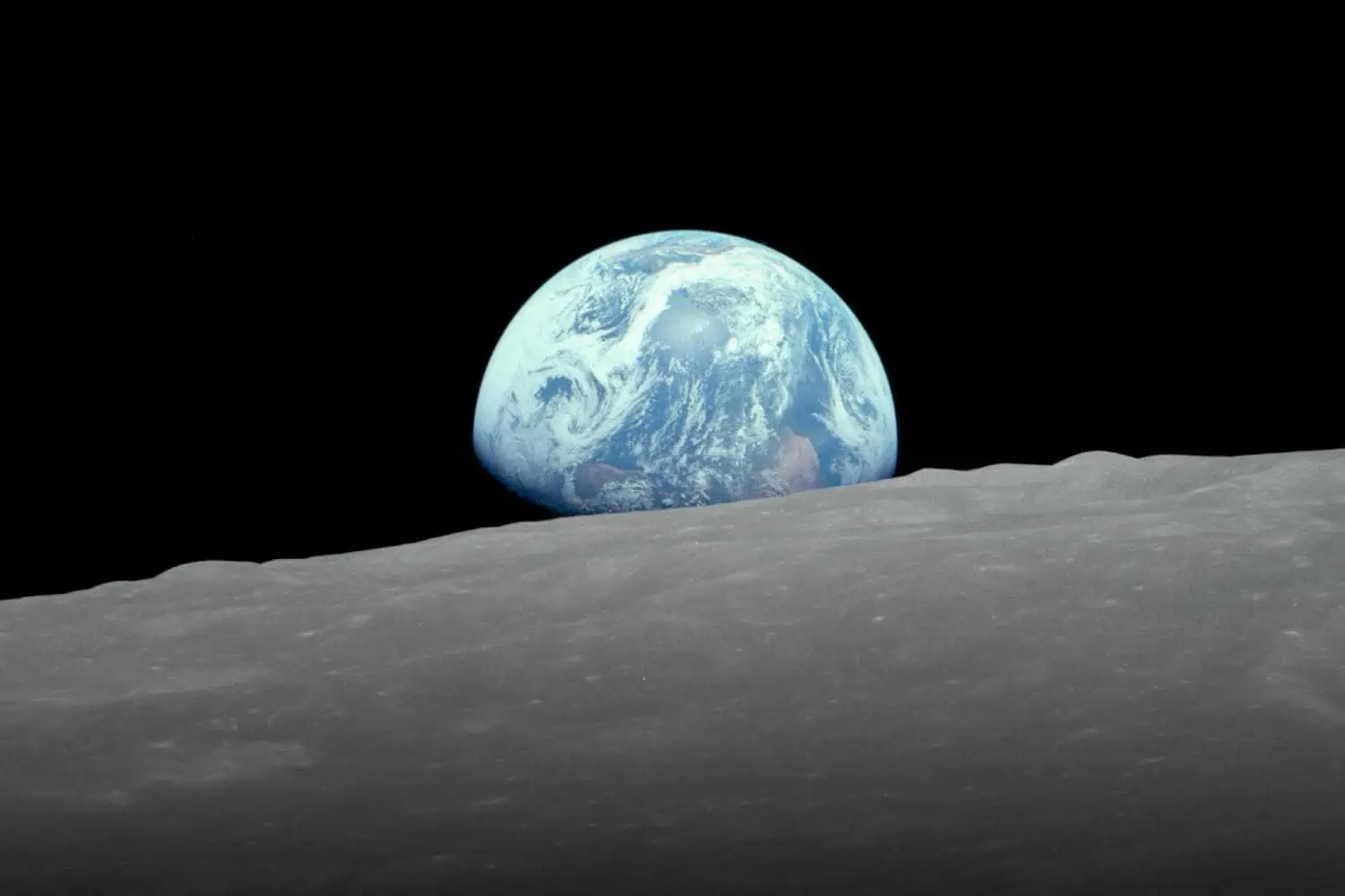 Earthrise Apollo 8 photograph