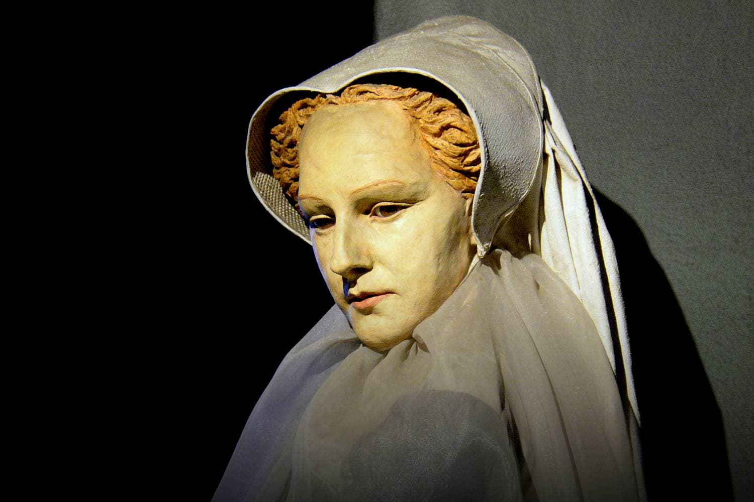 on this day 8 December queen Mary of Scots