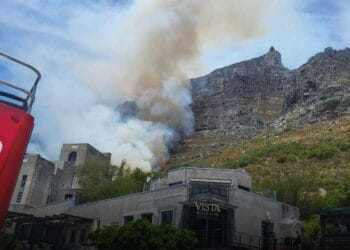 Cape Town fires Table Mountain tygerberg hills