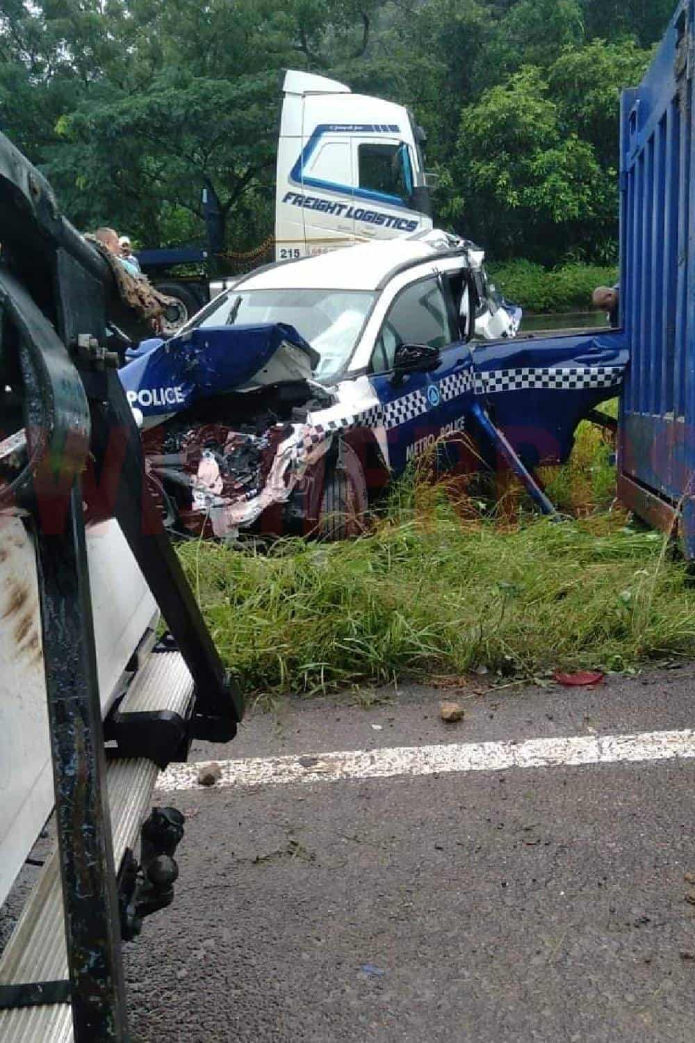 durban m7 accident saps officer killed 2