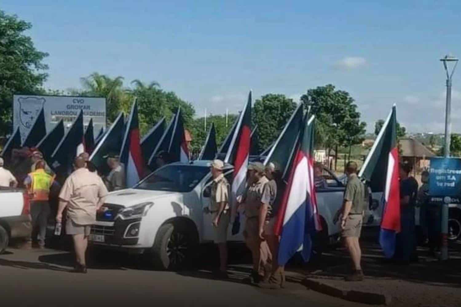 Groblersdal farmers under fire for brandishing 'Vierkleur' flag [video