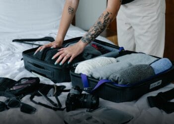 tips on packing suitcase travel