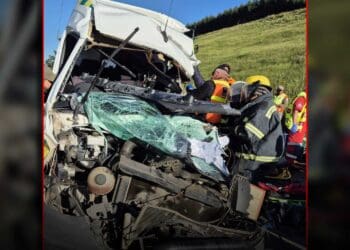 n3 midlands ambulance crash