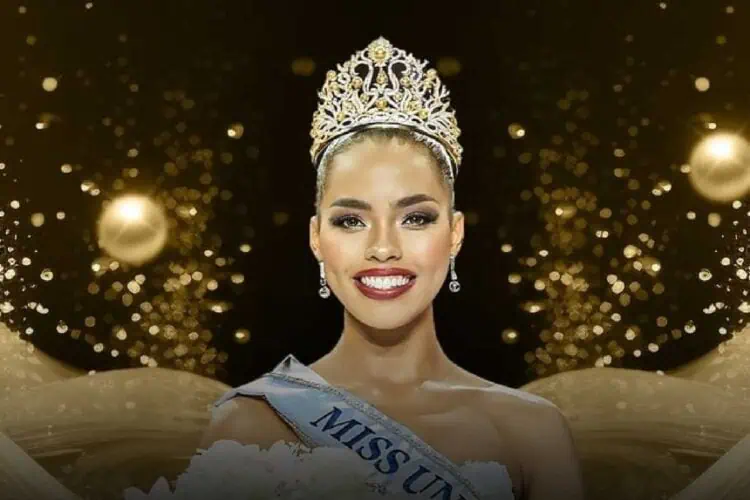who is Chelsea manual? miss universe philippines