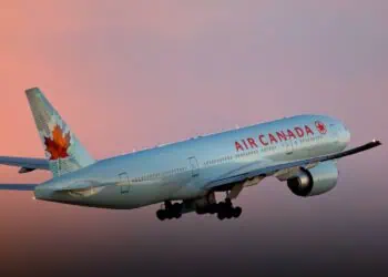 air canada 777 engine fail video