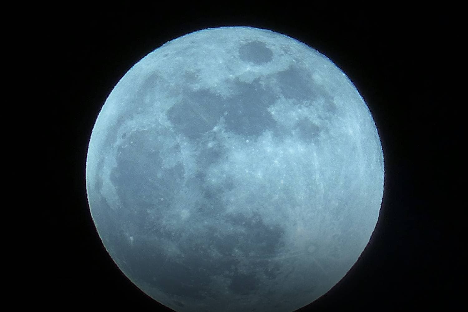 Super blue moon appearing on Monday night will only return in 2037