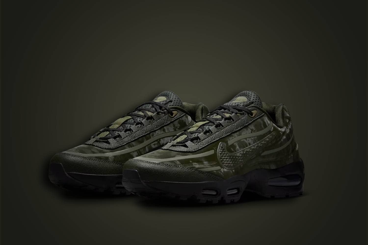 Air Max 95 x WORKSOUT
Medium Olive and Sequoia